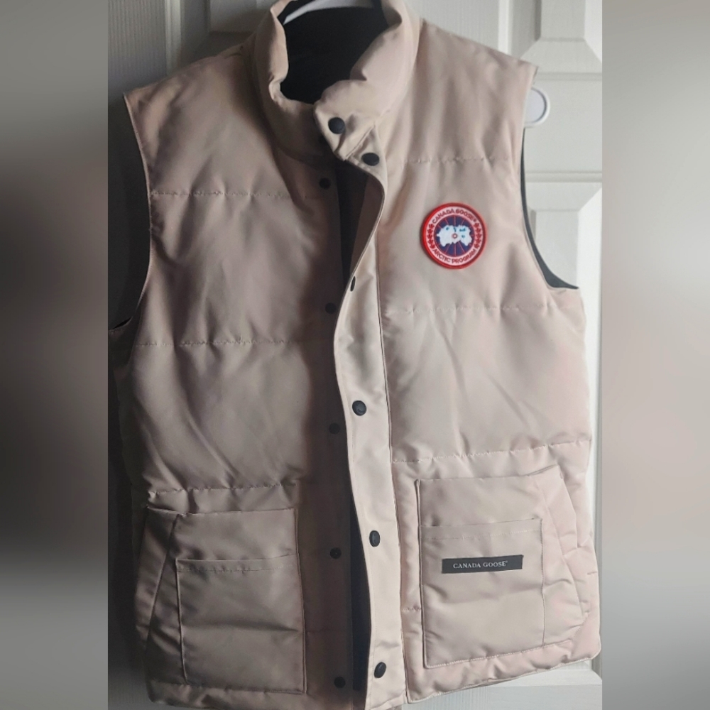 UNISEX CANADA GOOSE VEST REGENERATION BEIGE S